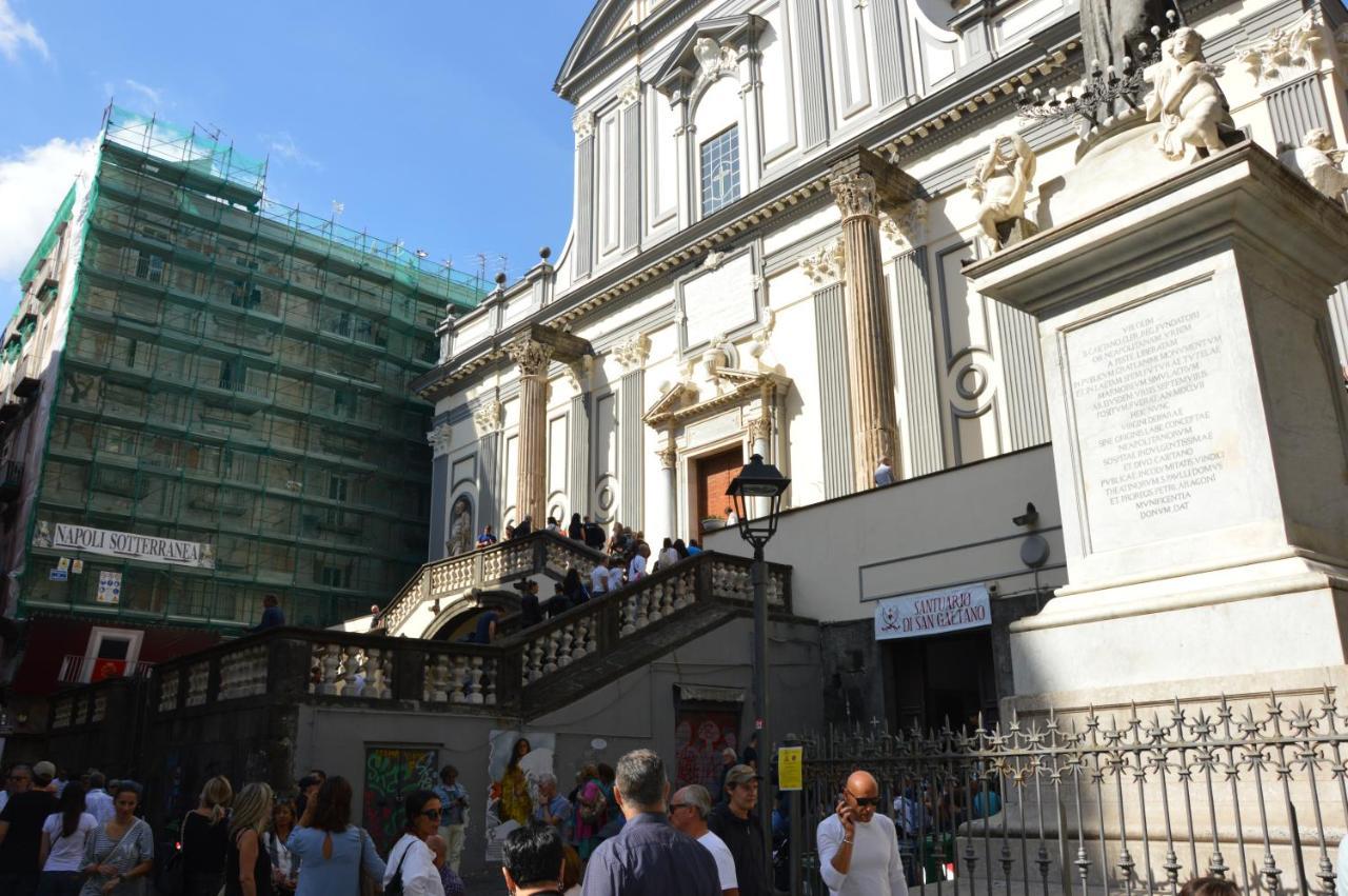 Duomo View Naples Bed & Breakfast Exterior photo